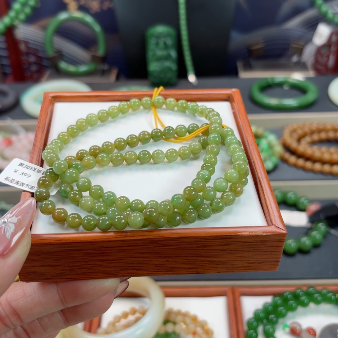 和田玉手链未镶嵌