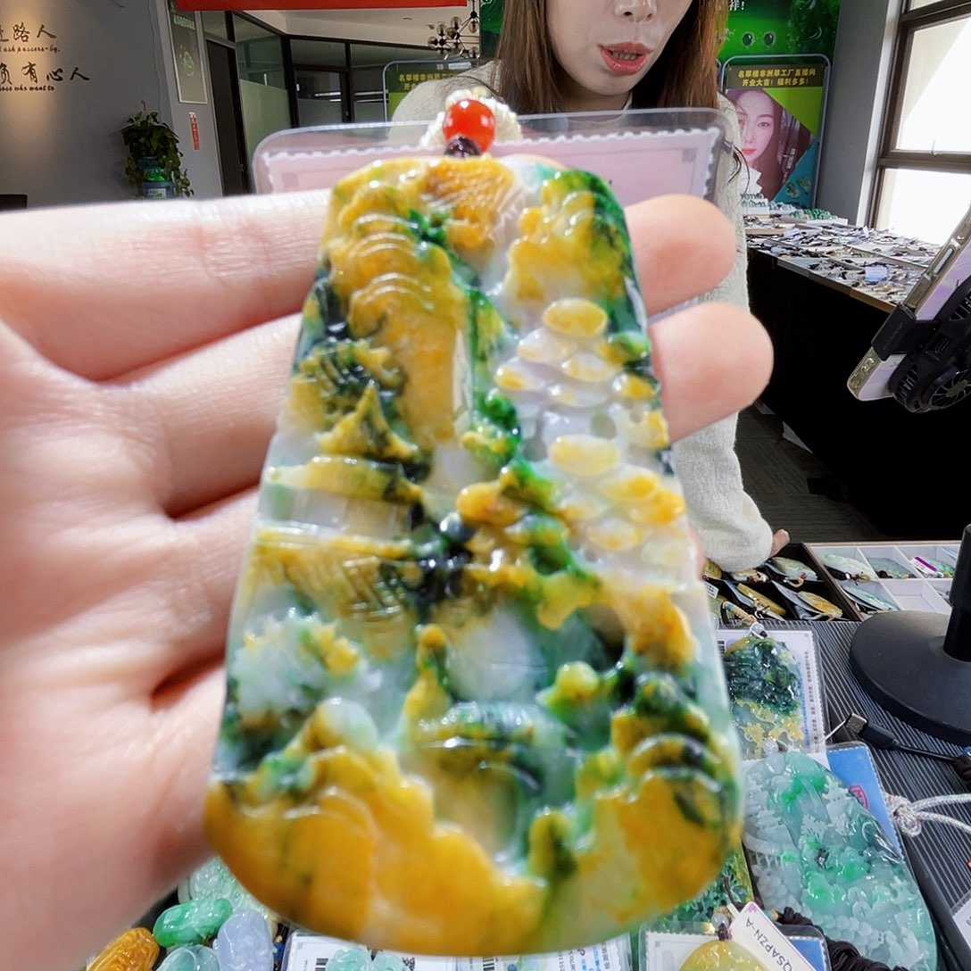 颈饰未镶嵌翡翠翡翠