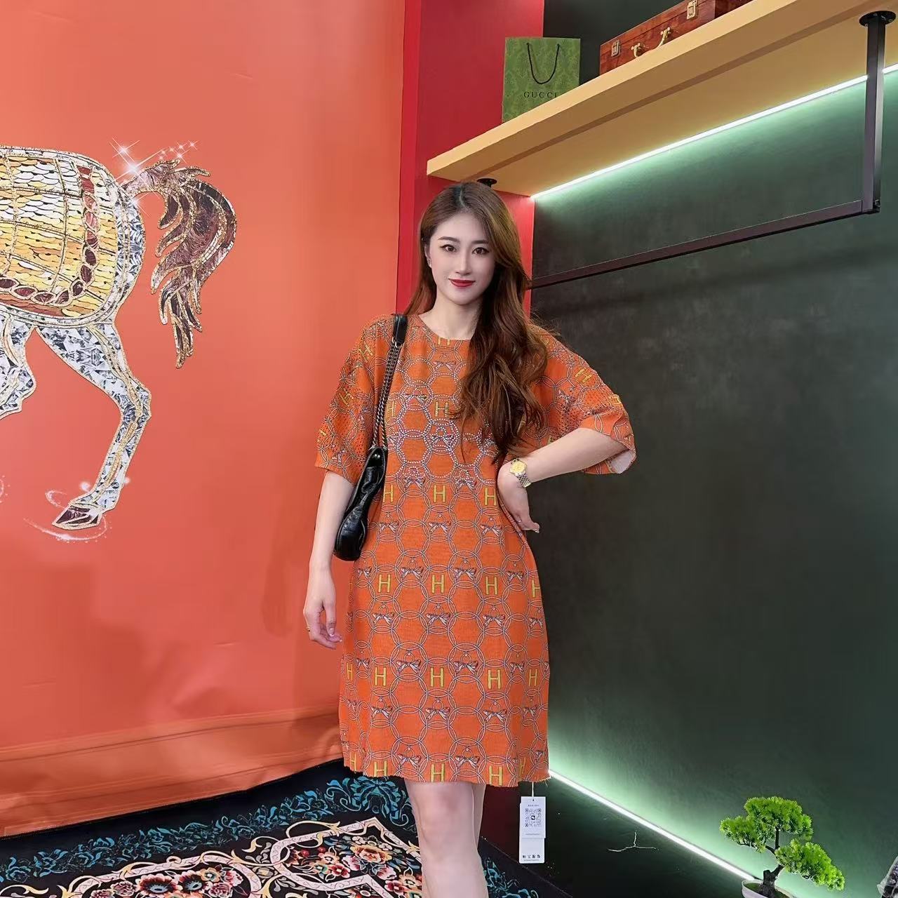 091多金大码减长款A字裙子夏季新款女装设计感连衣裙女