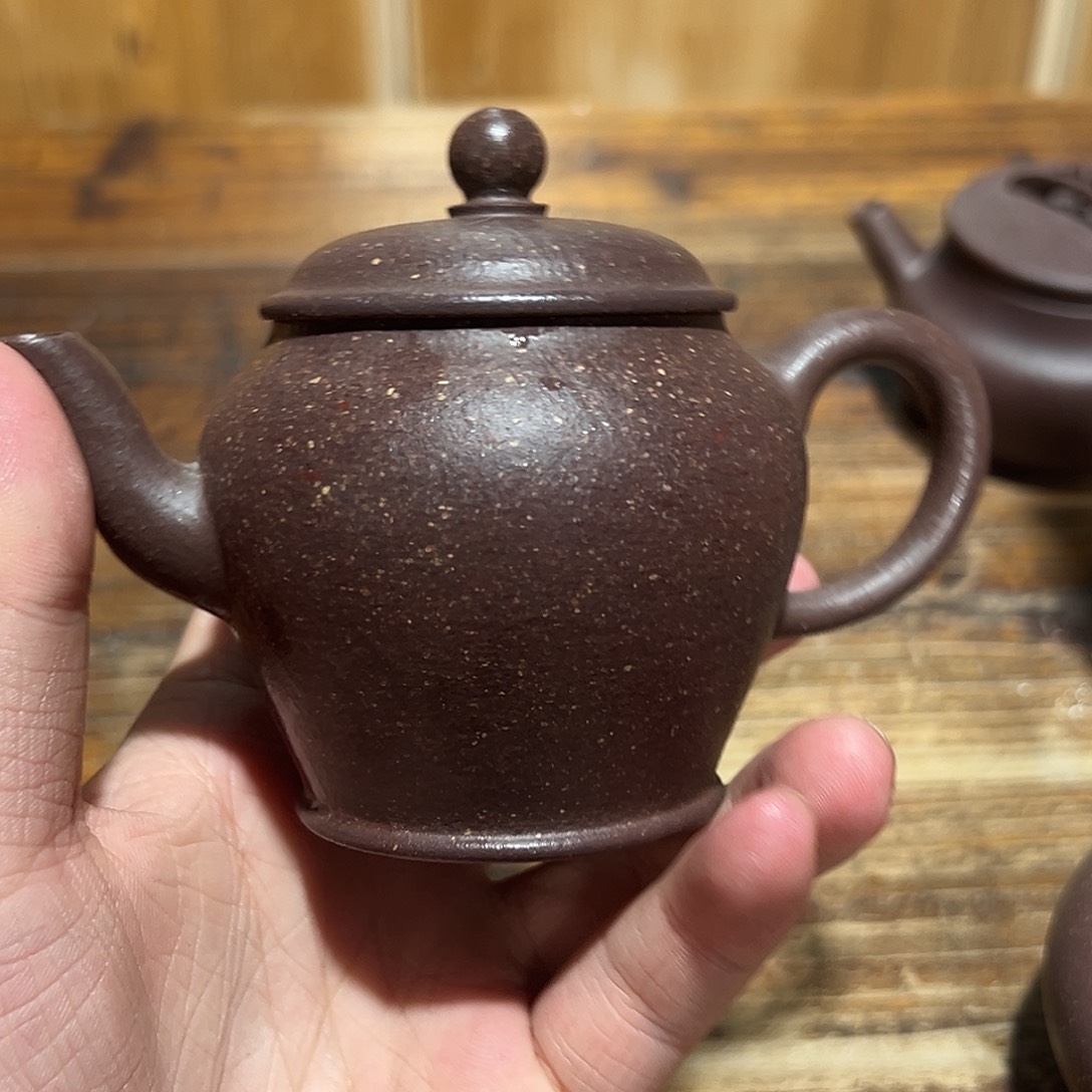 茶壶紫砂紫砂的味道很