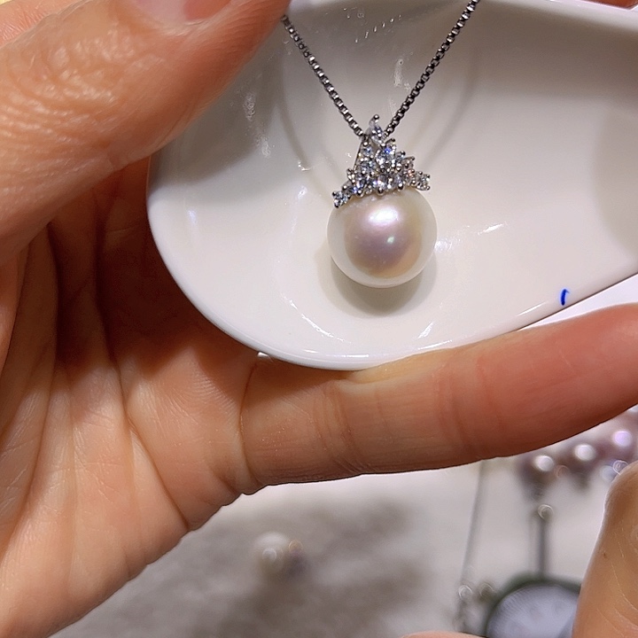 淡水珍珠白珠银色冰雪女王吊坠未镶嵌