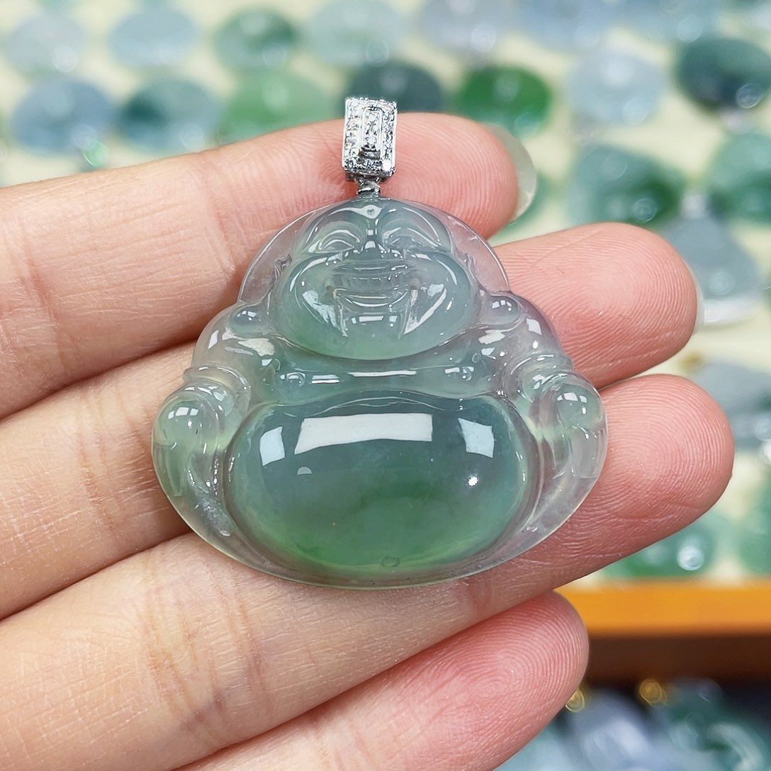 翡翠颈饰18K金镶嵌吊坠