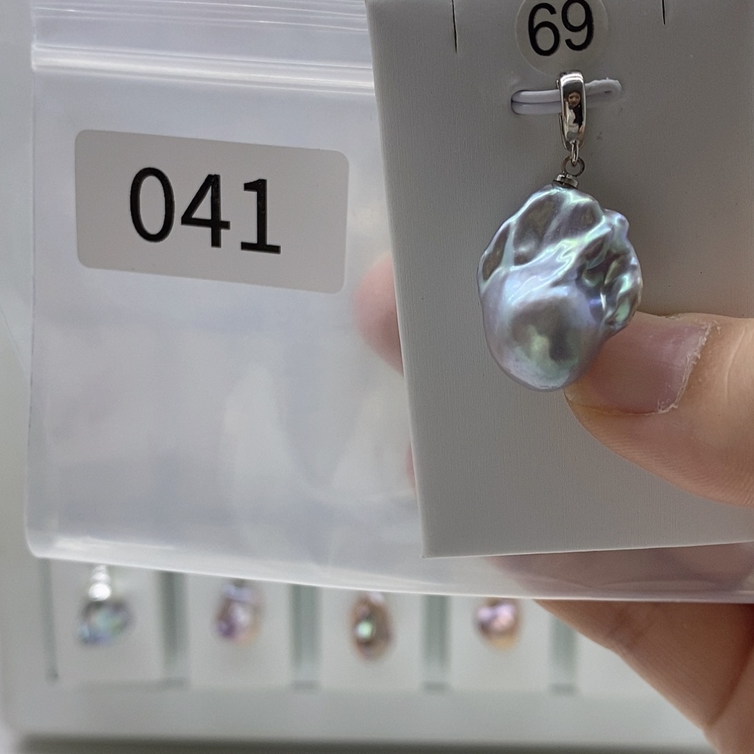 合金淡水珍珠颈饰