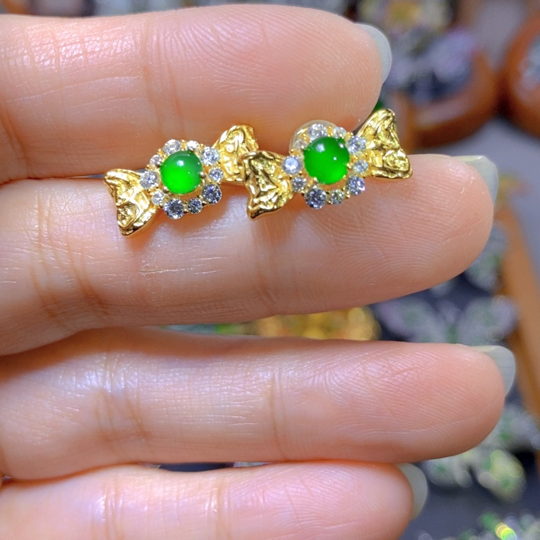 翡翠颈饰银S925镶嵌天然翡翠