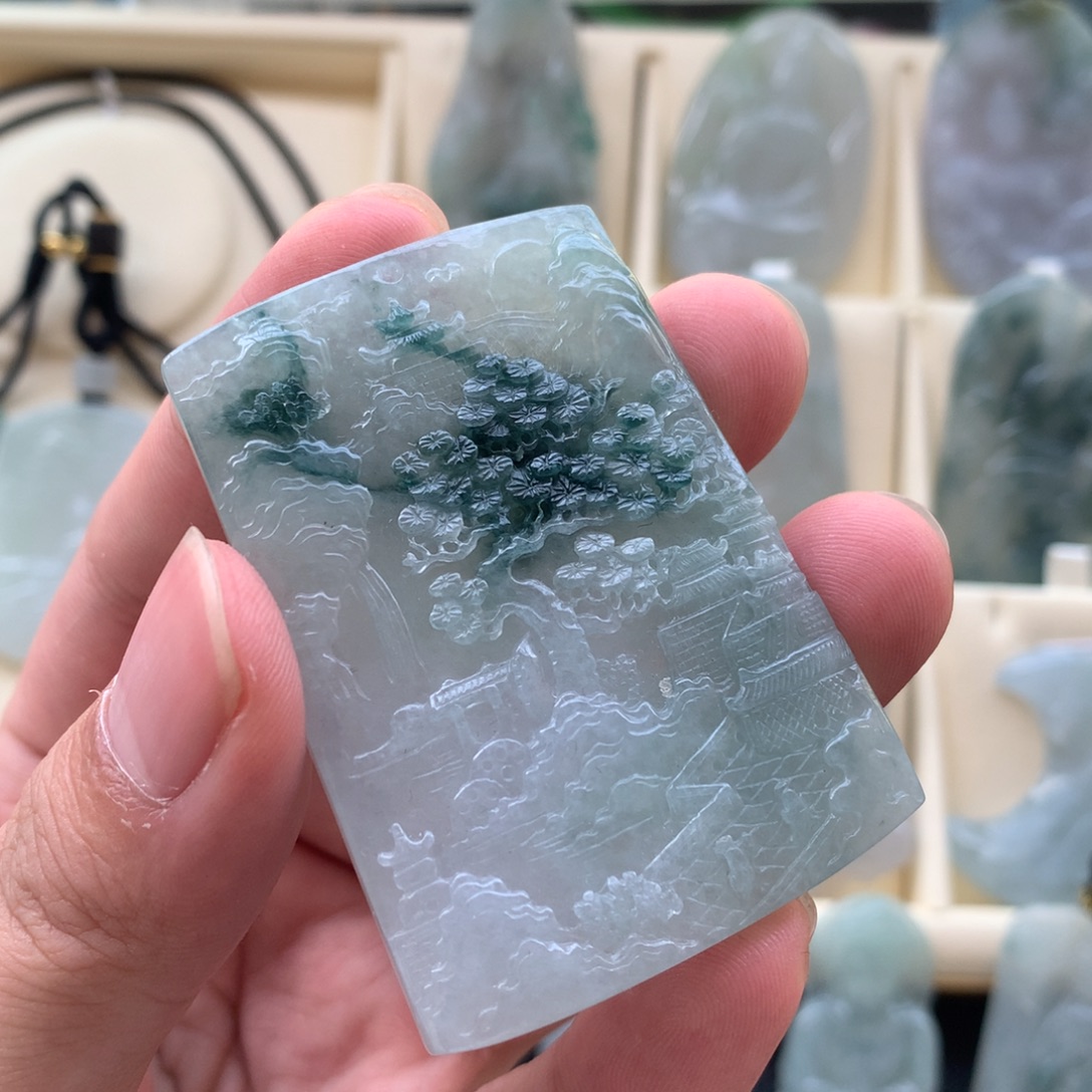 翡翠未镶嵌吊坠(不含链)