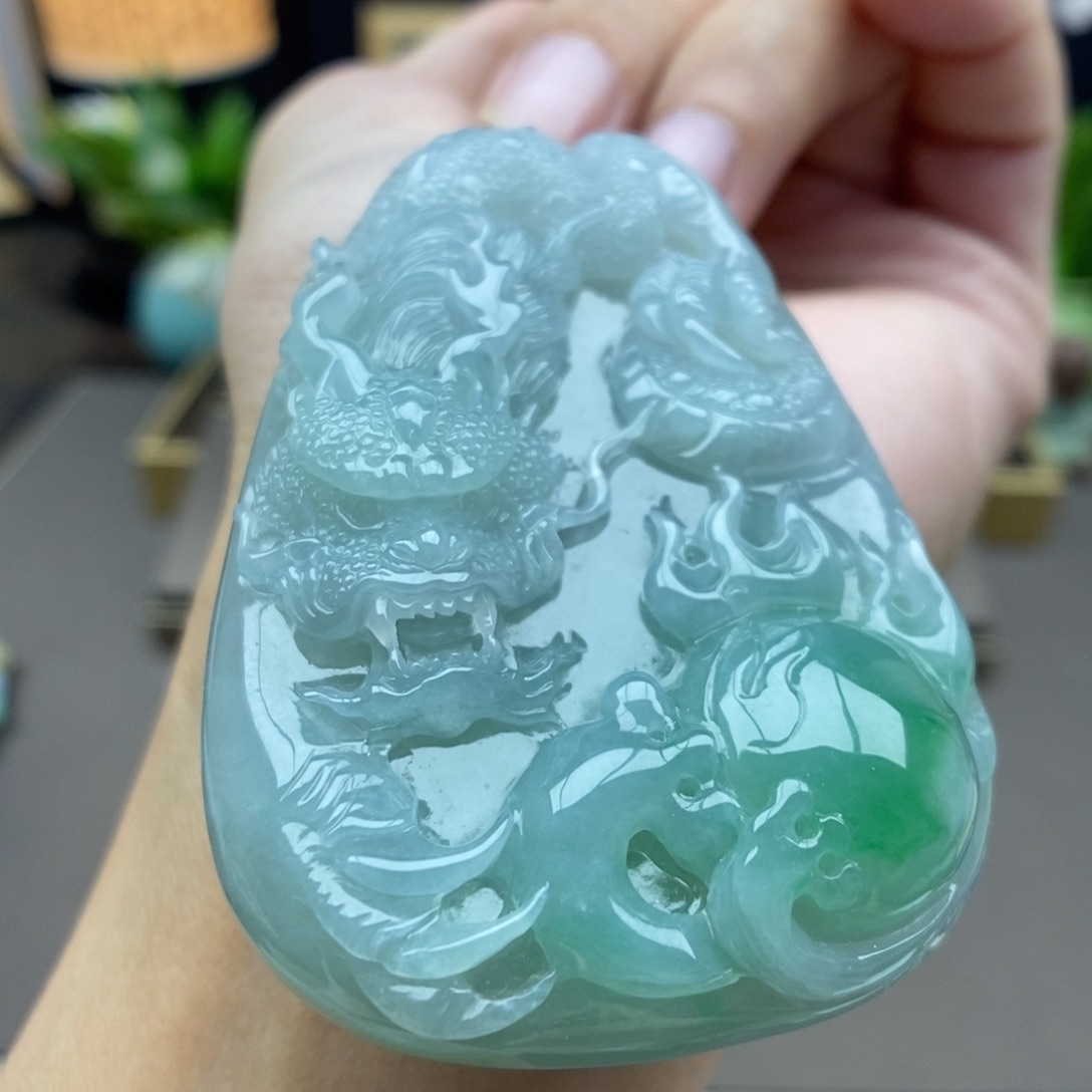 翡翠未镶嵌颈饰吊坠44