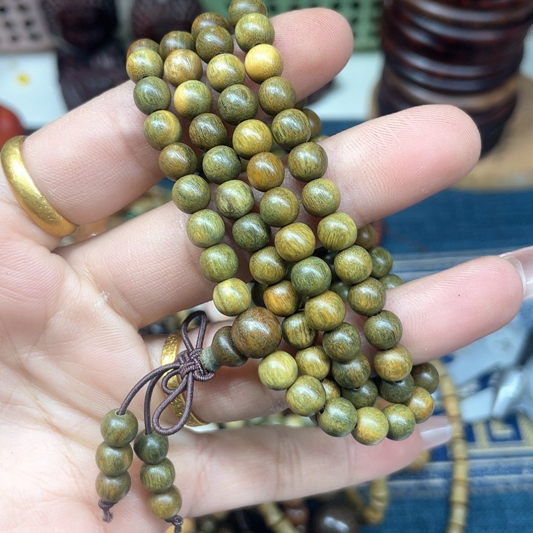 维腊木（绿檀）无事牌