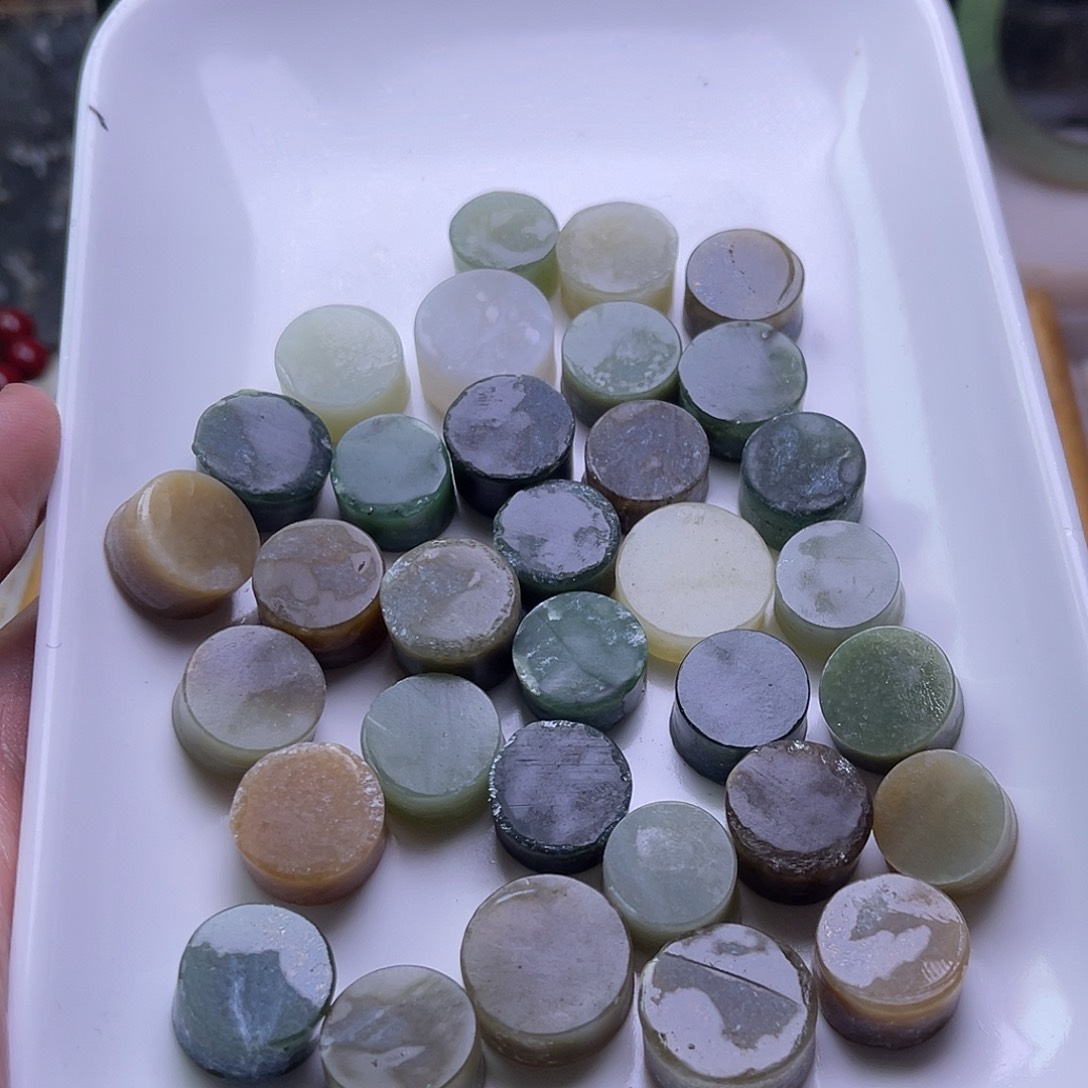 未镶嵌和田玉车挂