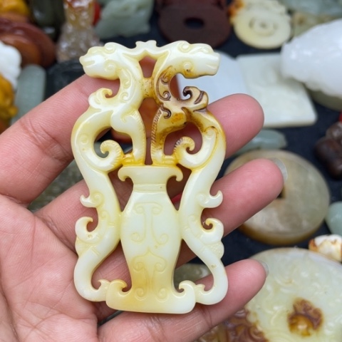 和田玉颈饰未镶嵌110
