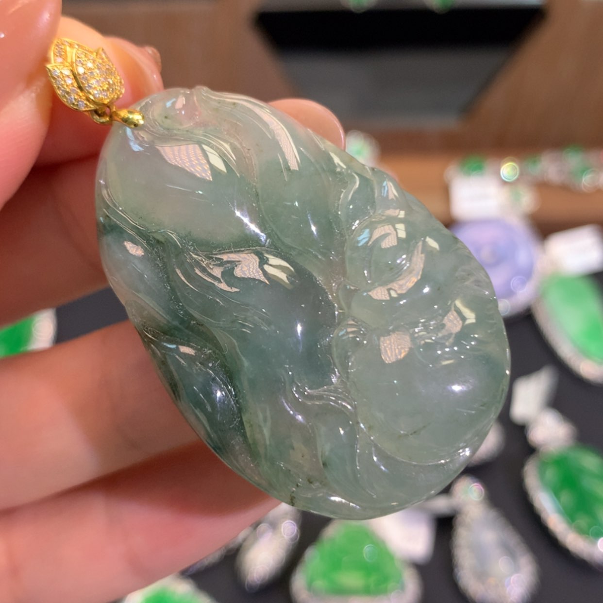【闪购商品】翡翠吊坠(不含链)18K金镶嵌