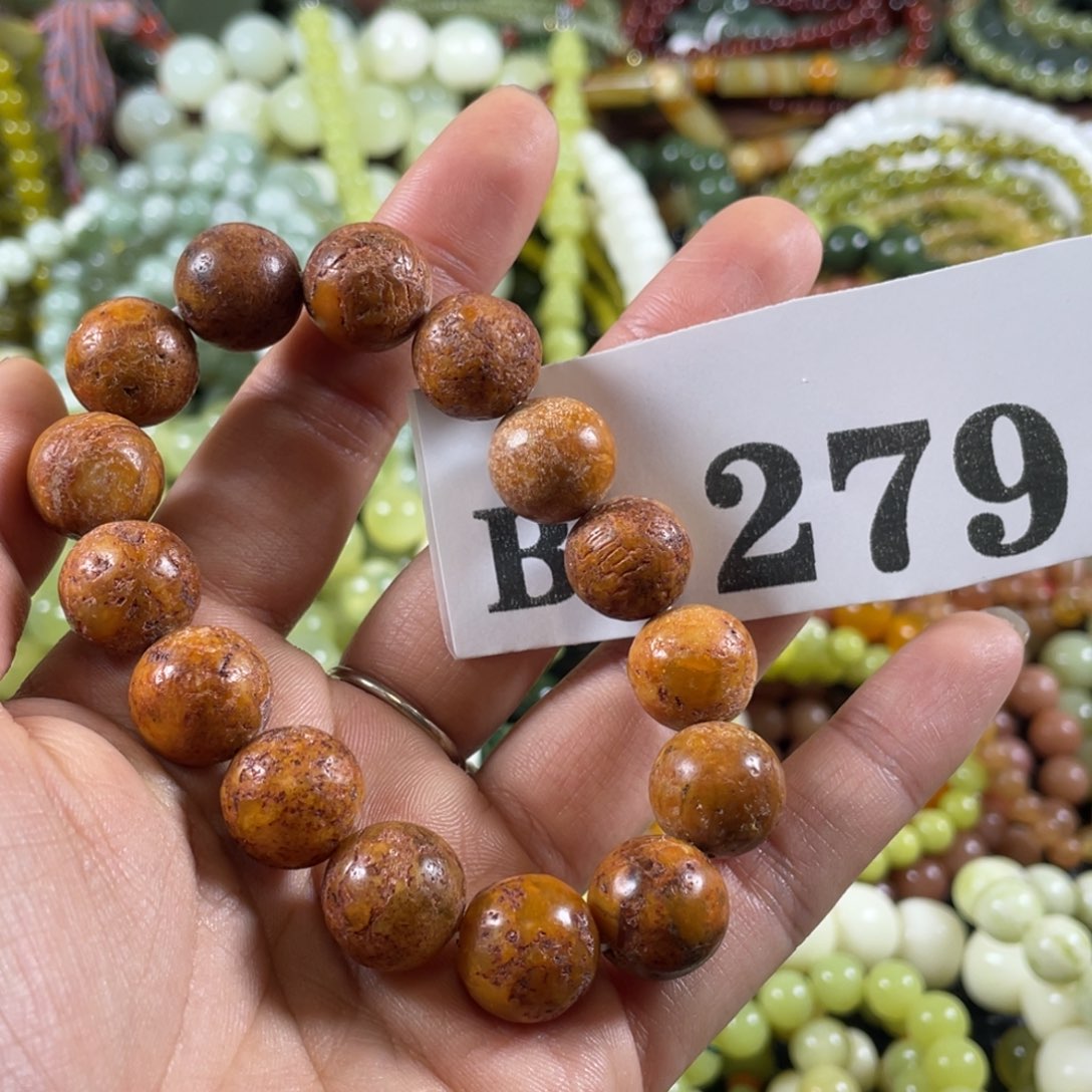 未镶嵌蛇纹石玉手链