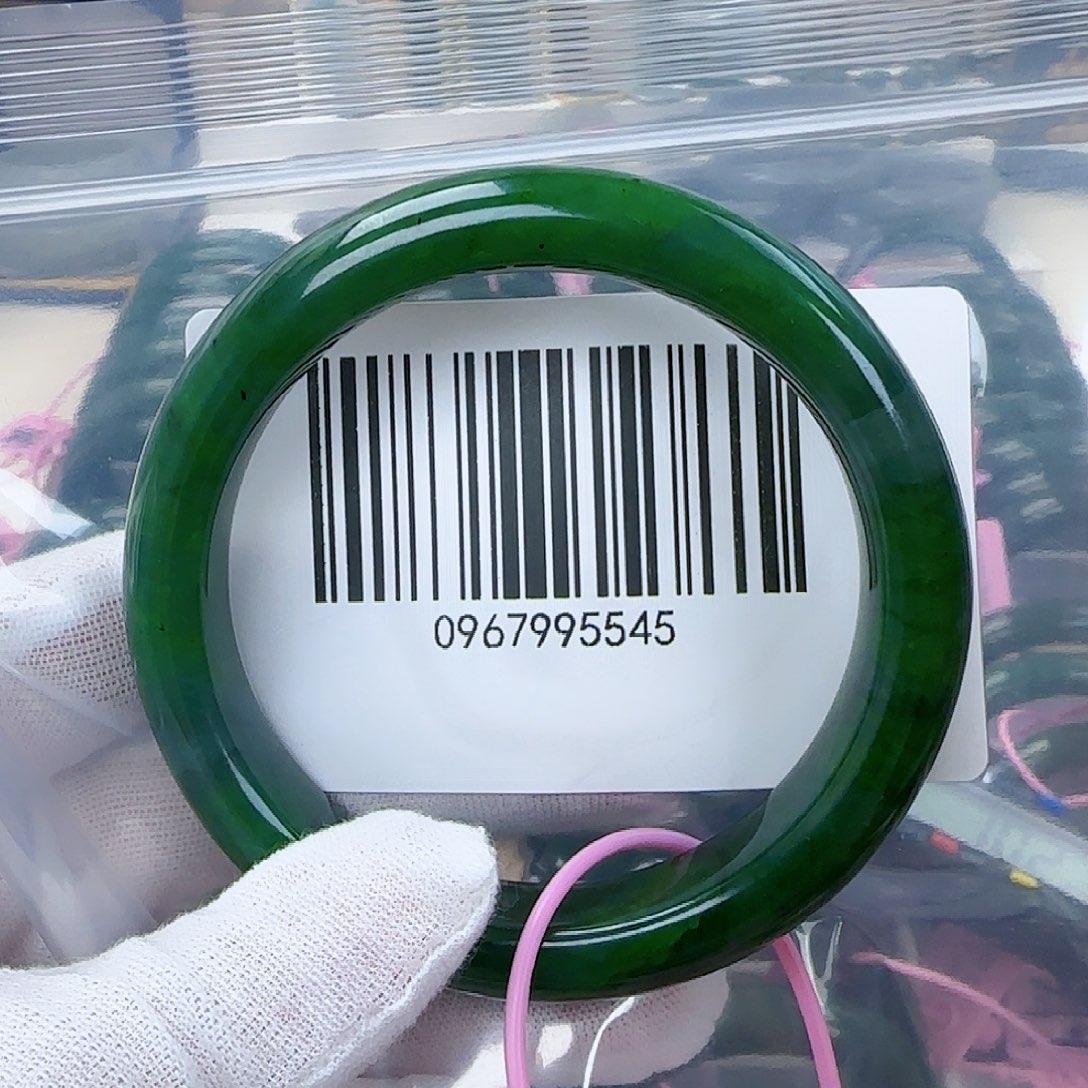 和田玉（碧玉）手镯未镶嵌微瑕60