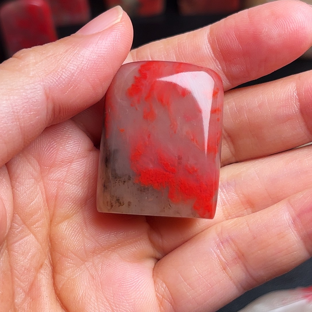 大***雄巴林石印石鸡血石随形章