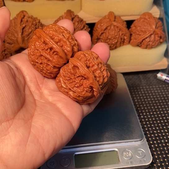 -***a文玩核桃吊坠核桃