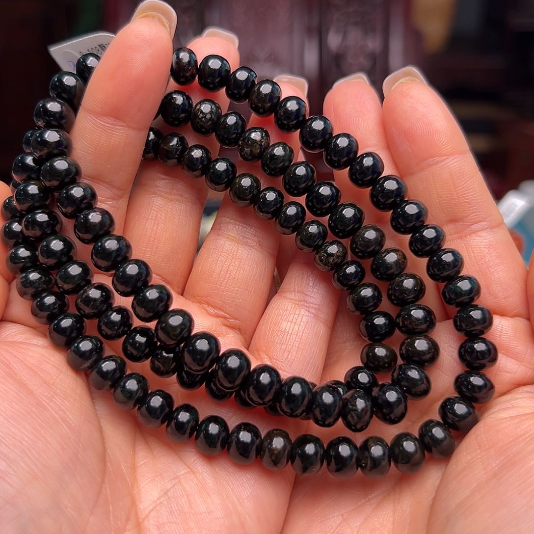 琥珀裸石未镶嵌抚顺琥珀20546八