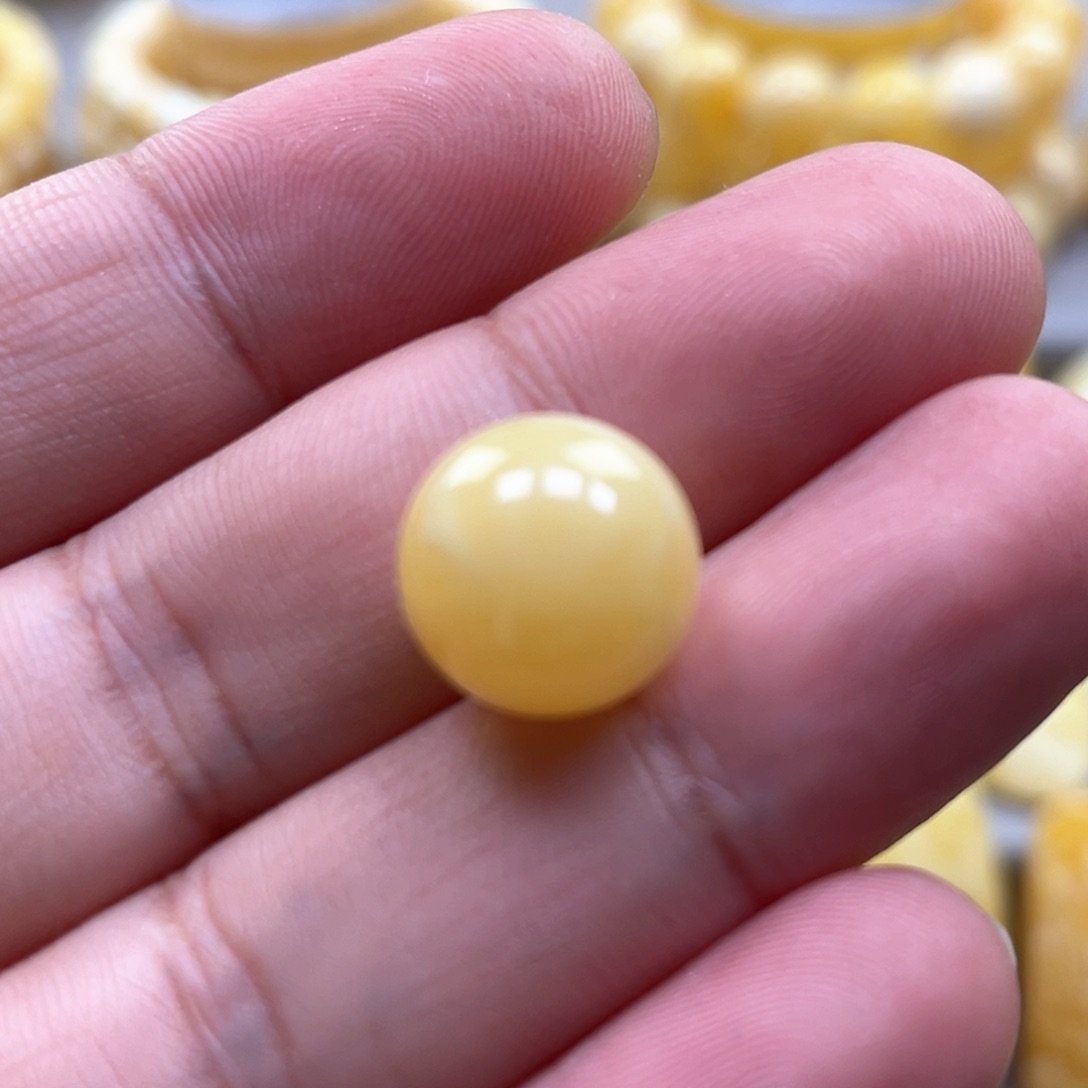 琥珀颈饰未镶嵌哥****度吊坠