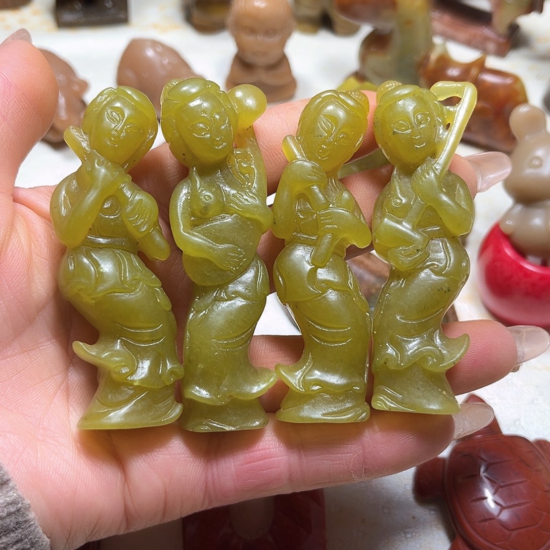 白玉菩提吊坠白玉菩提吊坠