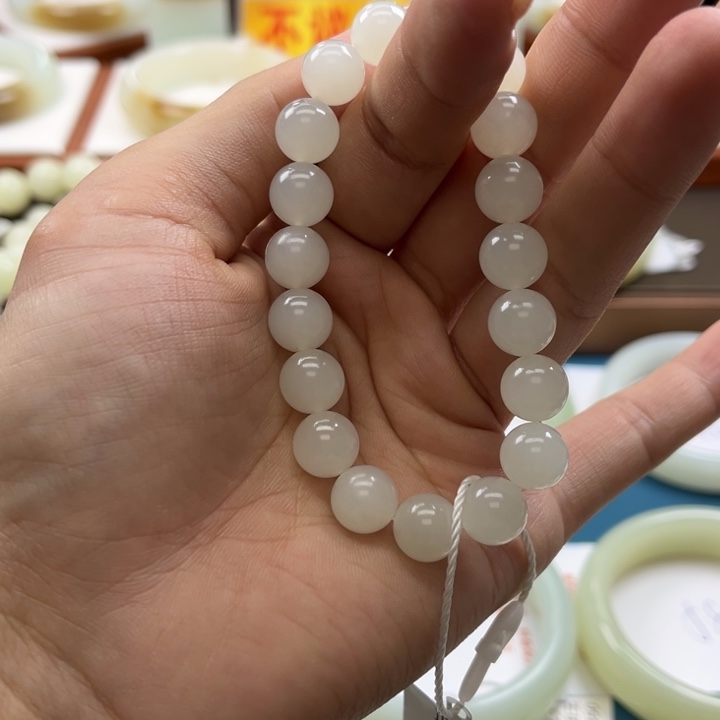 和田玉手串未镶嵌