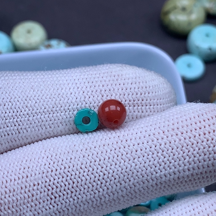 南红玛瑙未镶嵌珠宝奇石