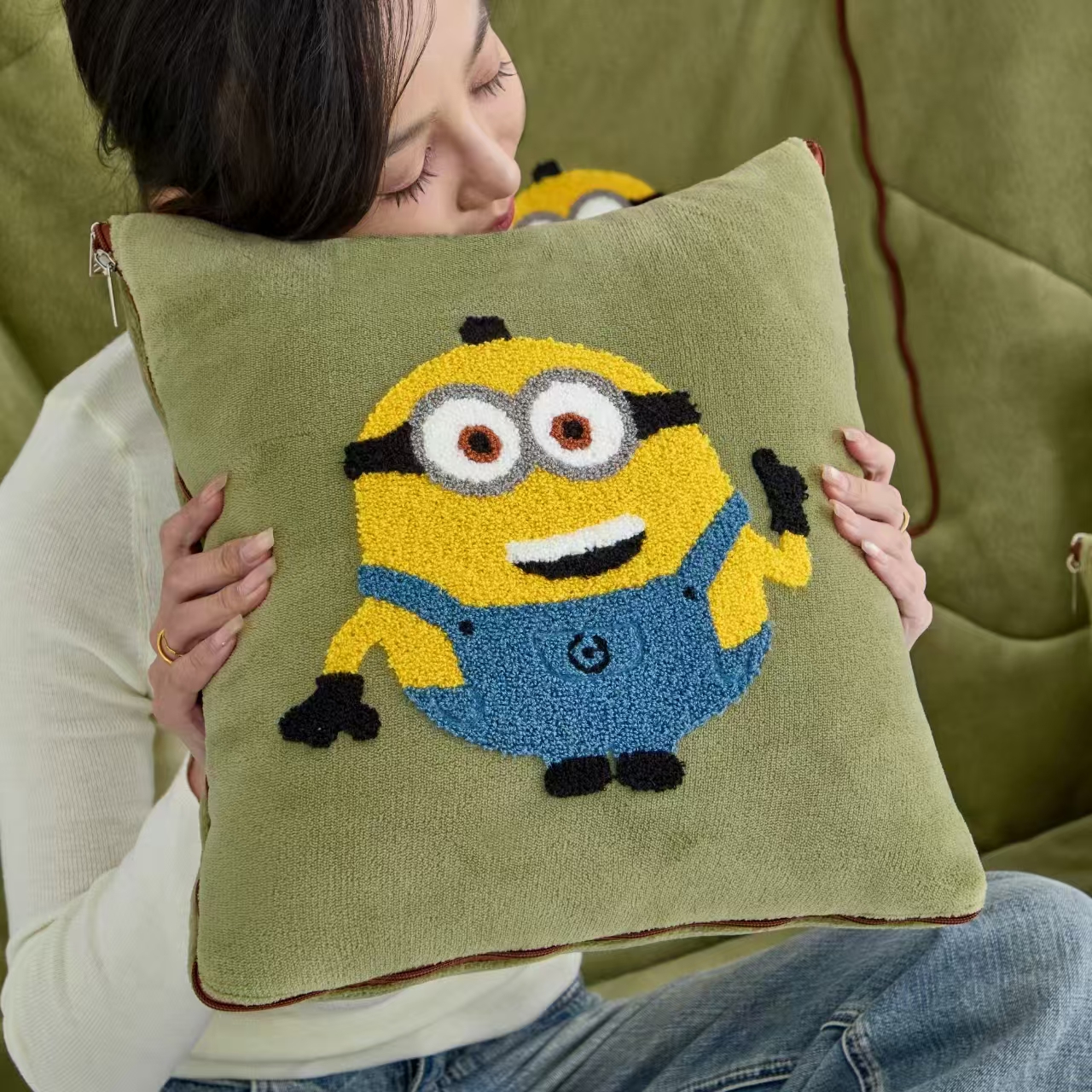小黄人抱枕被子多功能二合一两用加厚靠垫被可爱车载抱枕毯子折叠