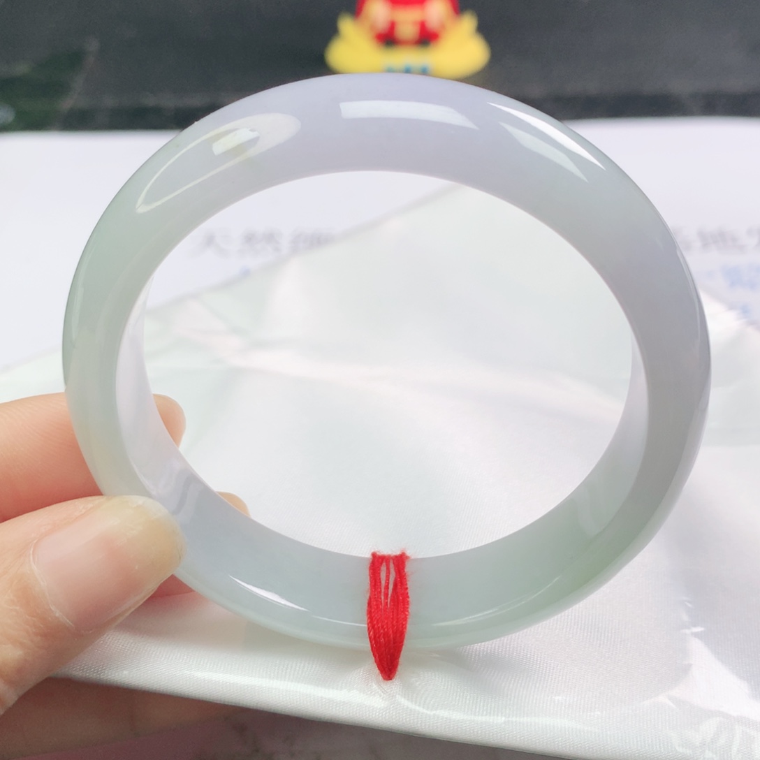 翡翠未镶嵌手镯正