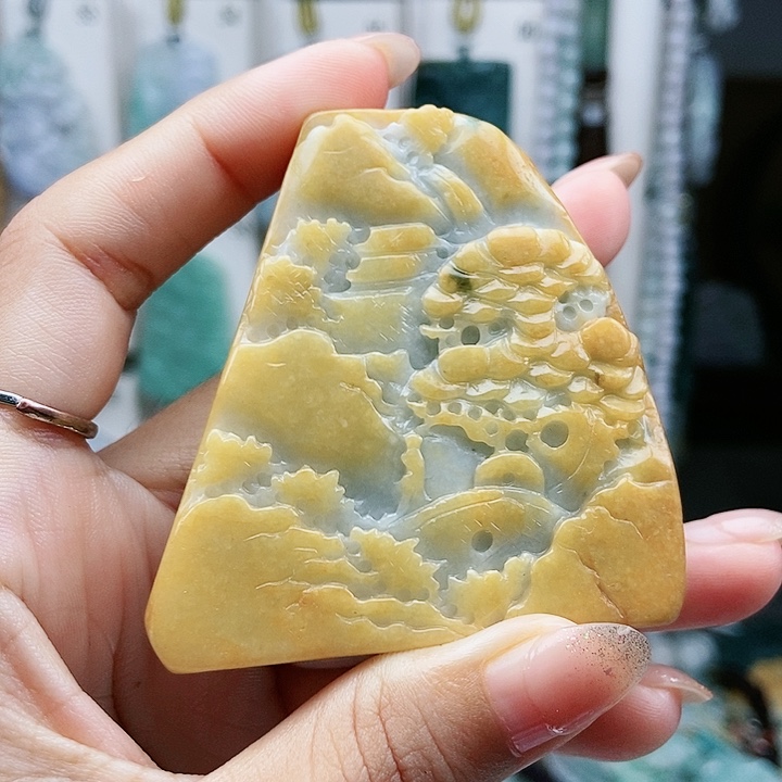 翡翠未镶嵌颈饰翡翠