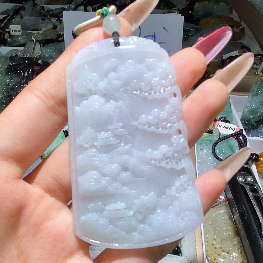翡翠颈饰未镶嵌天然