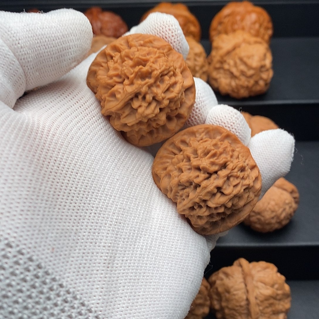 文玩核桃把件突***突文核兴