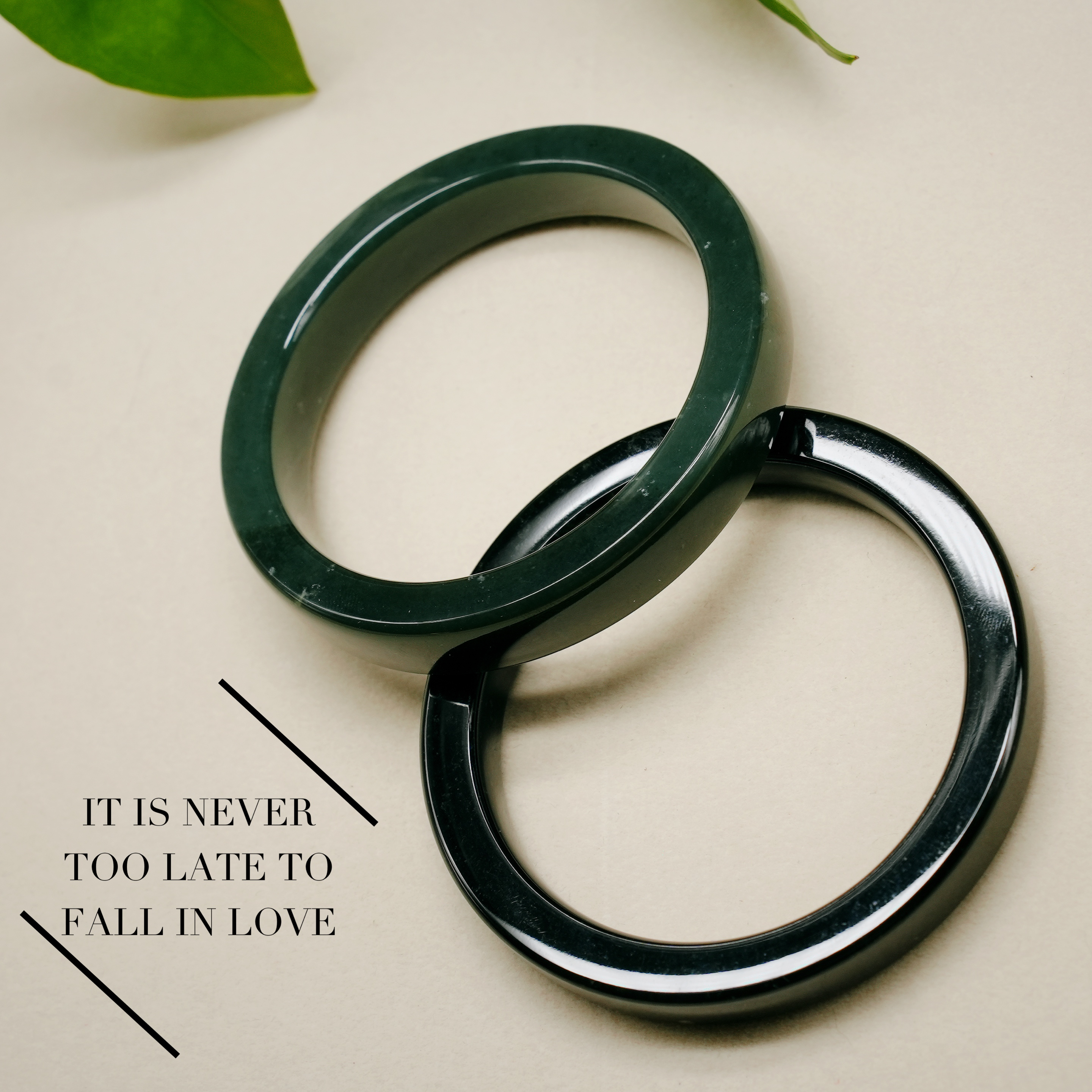 天然和田玉女款个性外方内圆平安镯手工打磨显气质之选