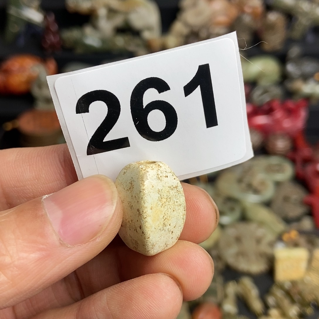 和田玉（糖玉）饰品未镶嵌