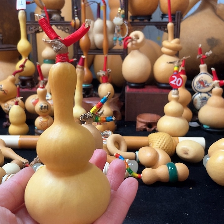 太**葫芦丝和我说话真的要笑