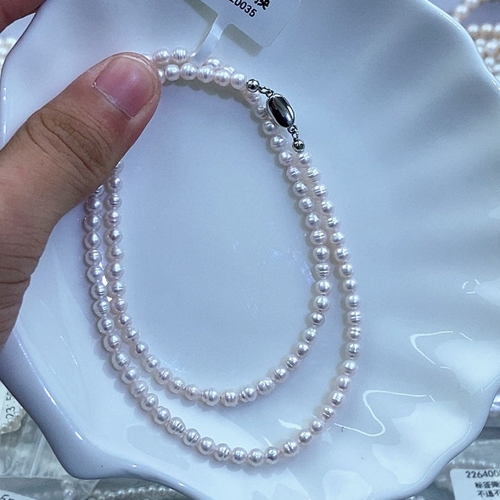颈饰淡水珍珠未镶嵌