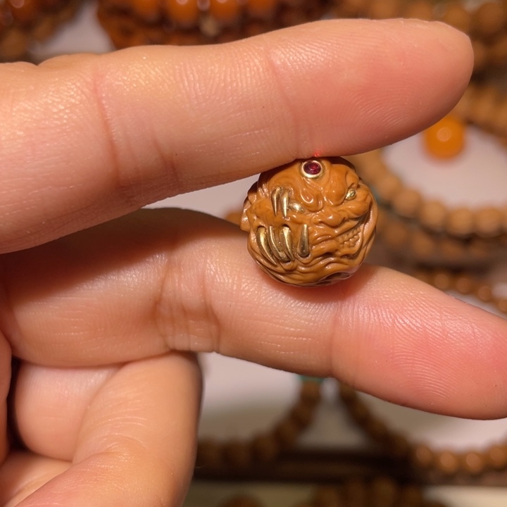 手串猴头核桃猴头