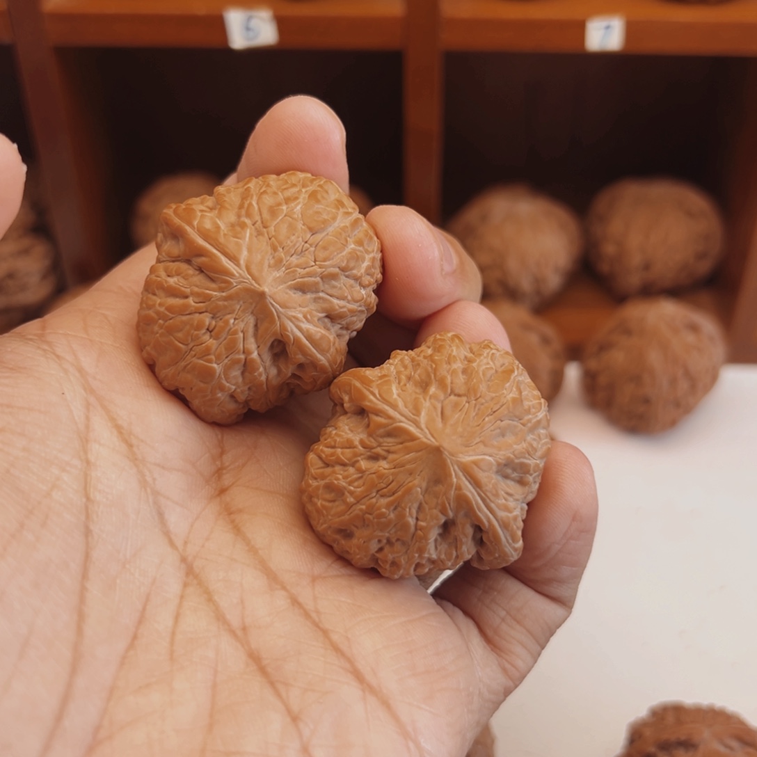 桃核吊坠35铁锤手捻核桃