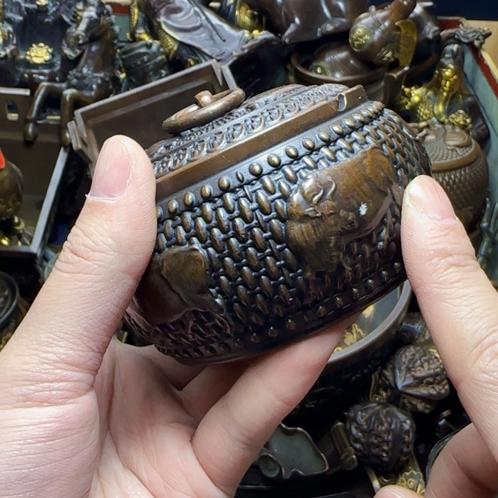 铜器把玩摆件链接