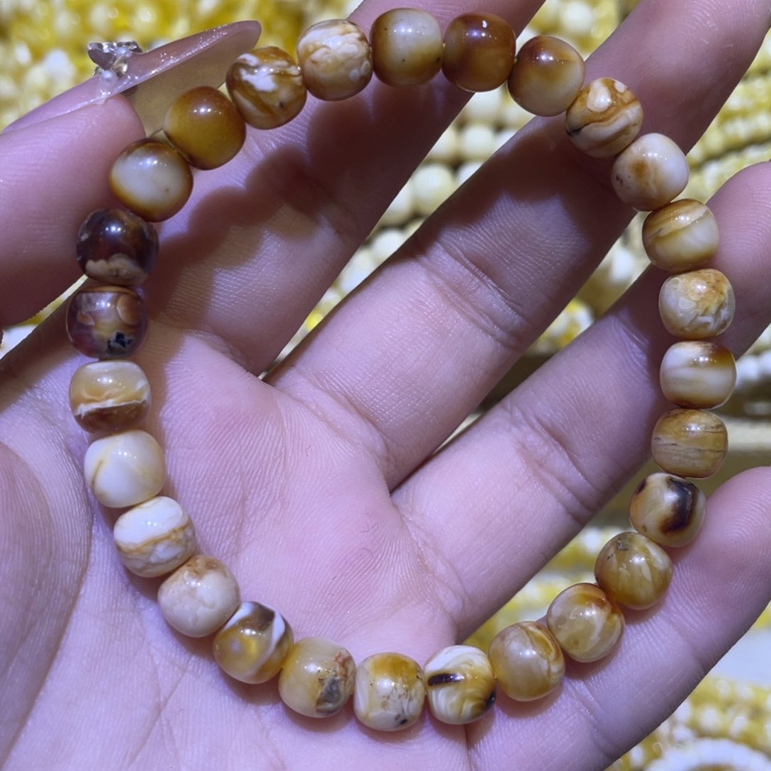 手绳琥珀未镶嵌7.5m