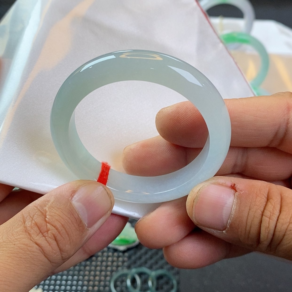 【闪购商品】未镶嵌手镯翡翠