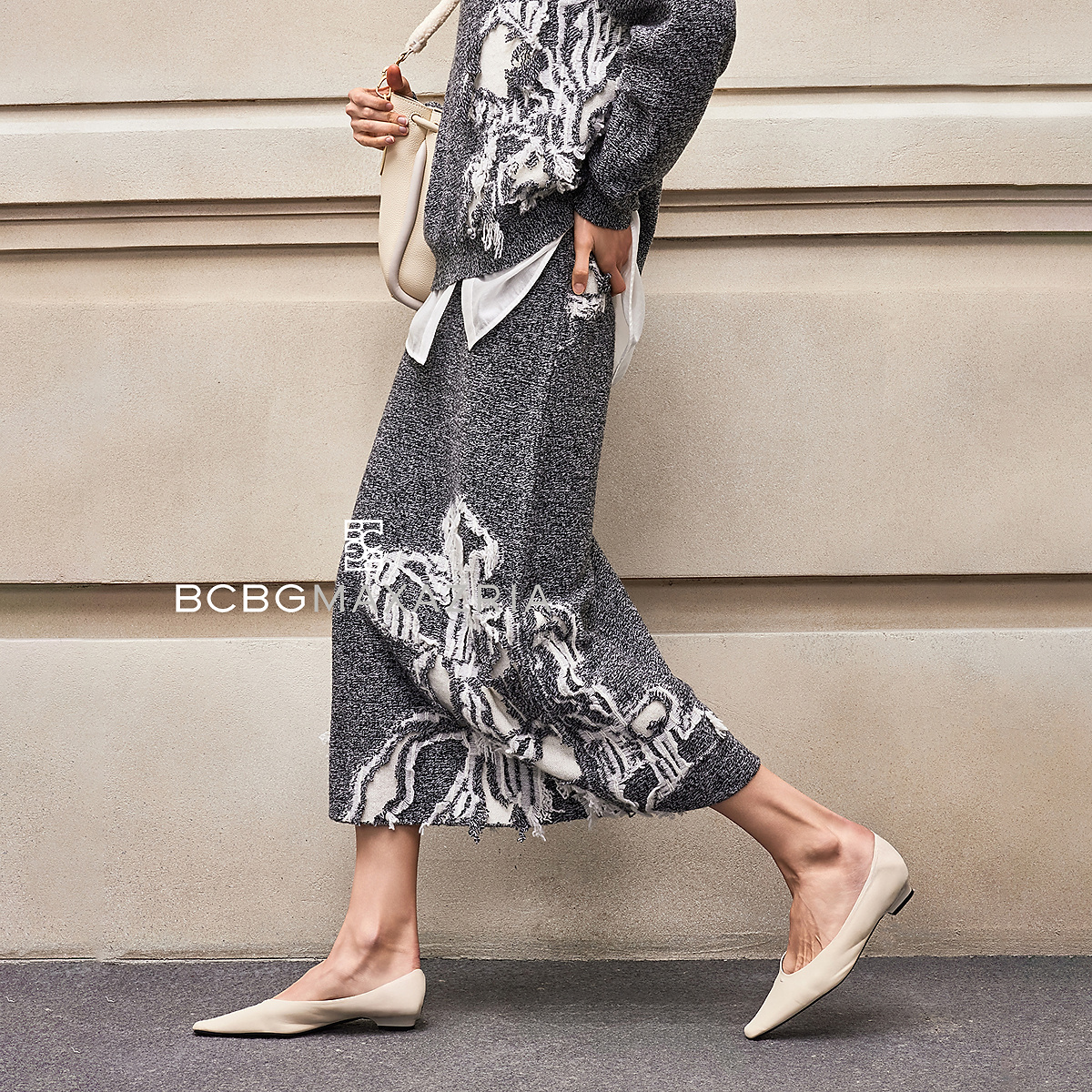 BCBGMAXAZRIA初剪羊毛混纺重工剪花女式针织半身裙BMQ07BZ6610