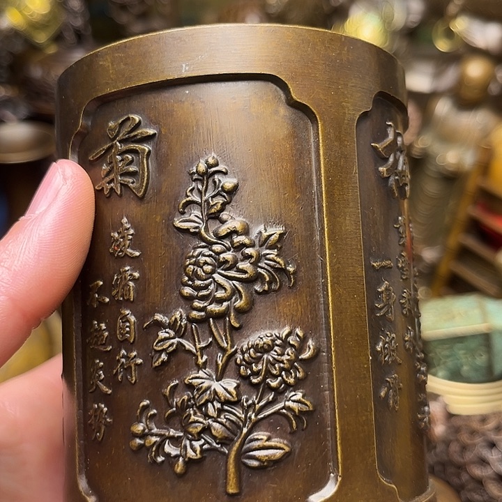 精美铜器批发档口