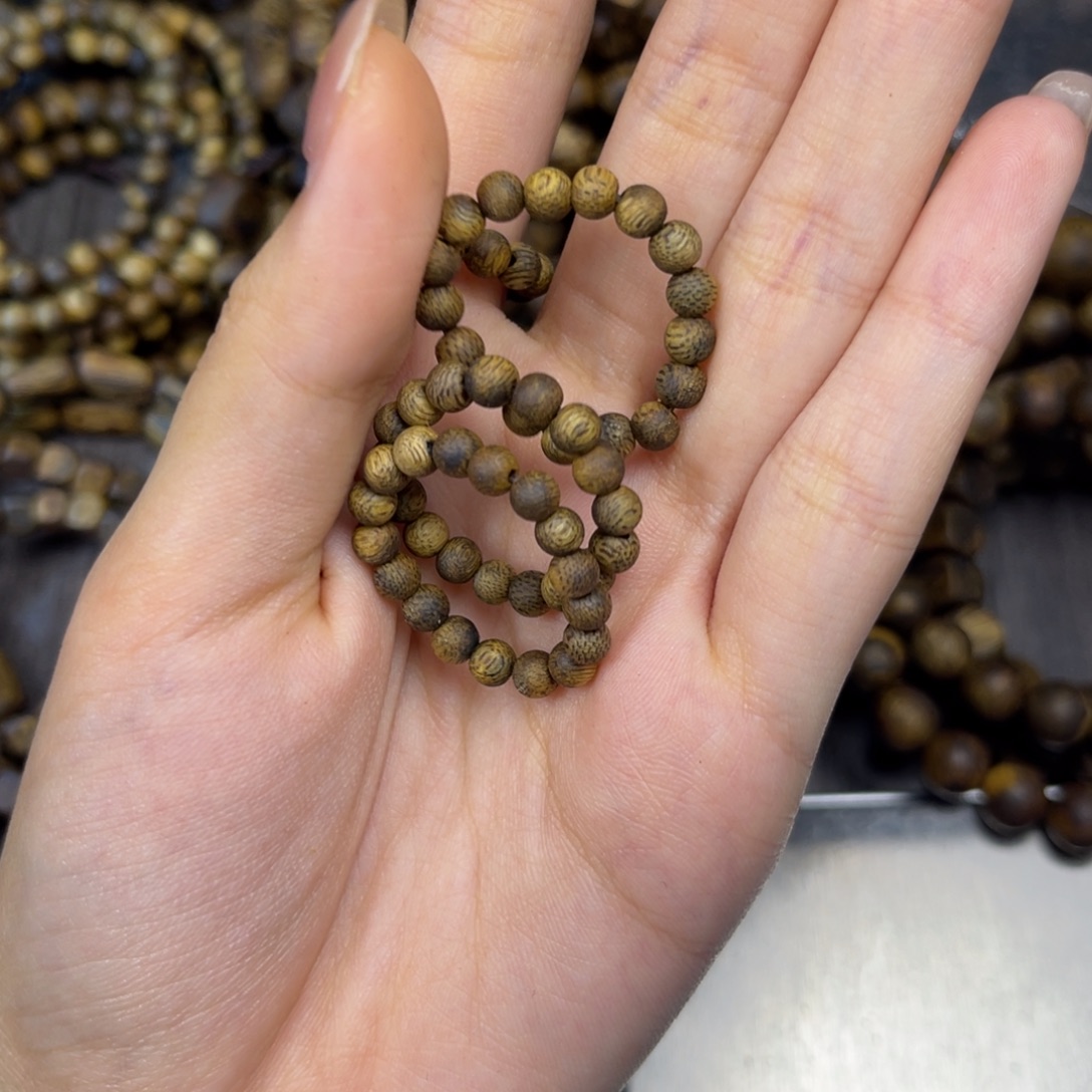 沉香碎屑+卡四精致戒指