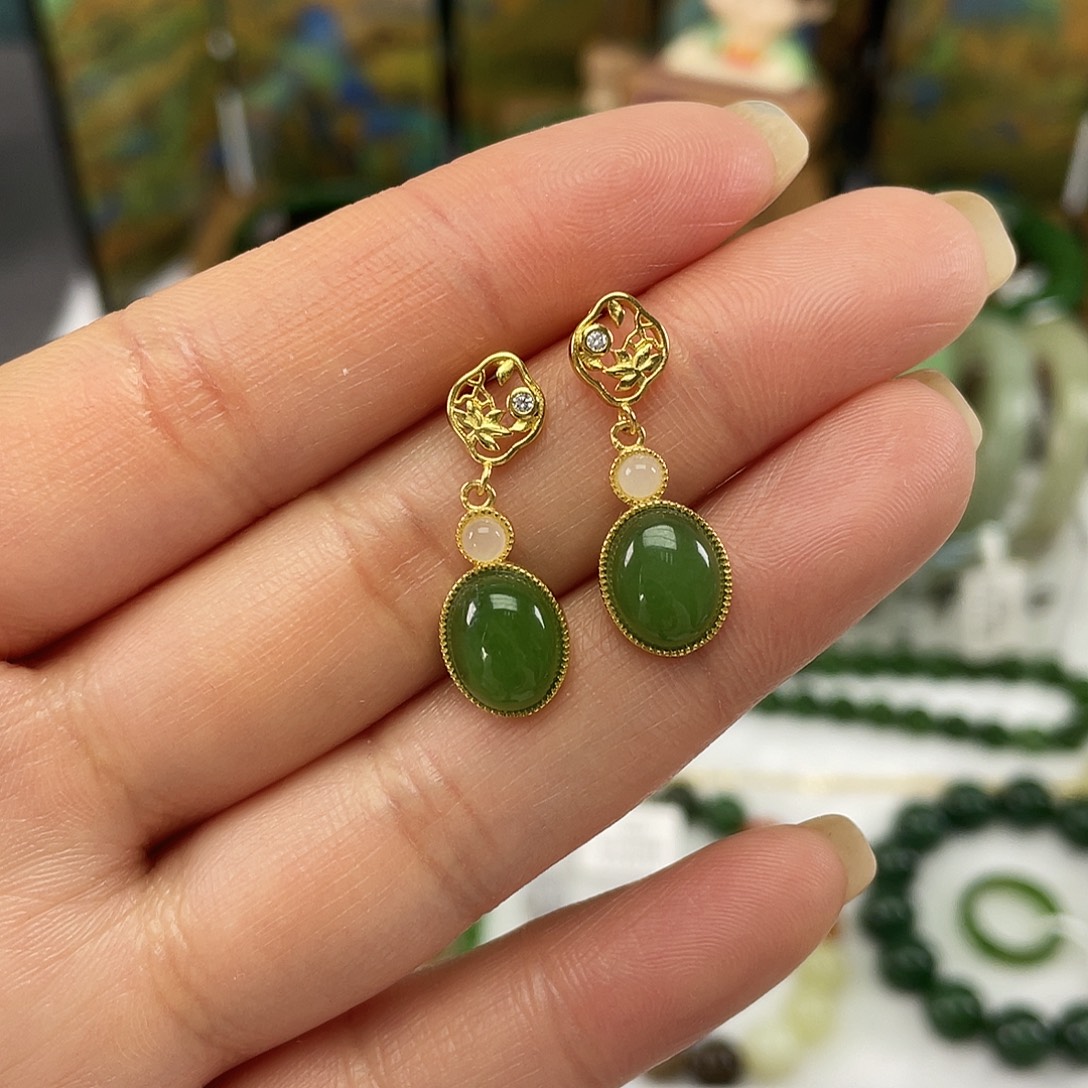 和田玉银S925镶嵌耳饰