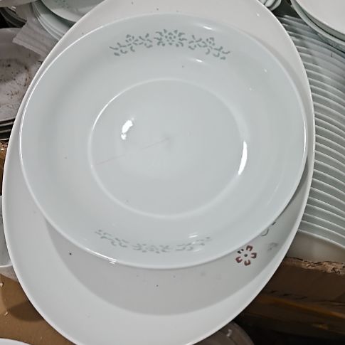 瓷玲珑青色8寸盘2个微瑕疵