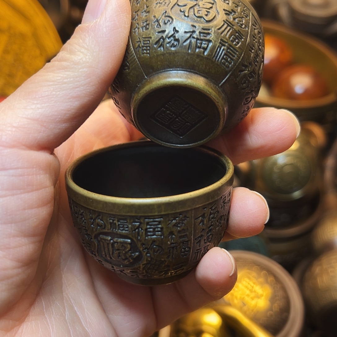 精美铜器工艺品等