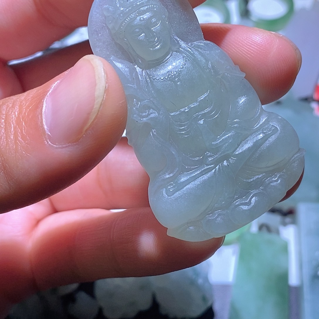追***北定制翡翠未镶嵌观音