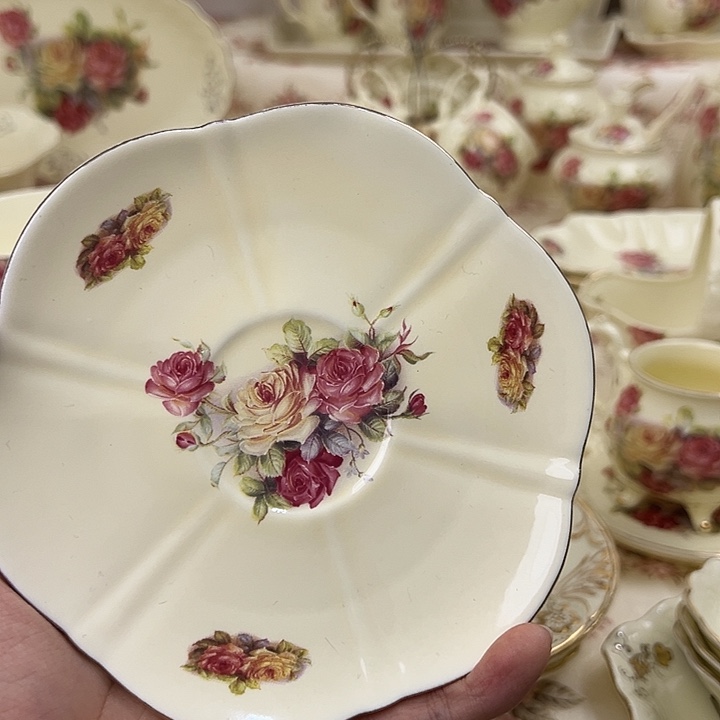 陶瓷两个陶瓷陶瓷