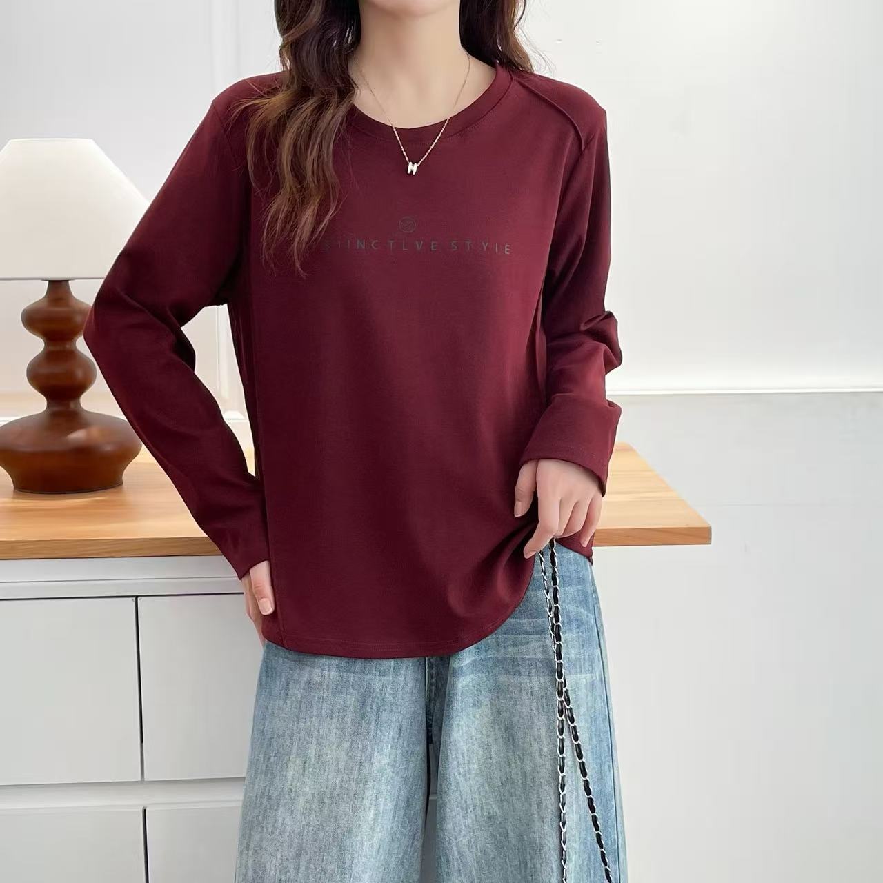 钱多多大码女装圆领字母印花长袖纯色T恤时尚百搭宽松显瘦ZZ88076