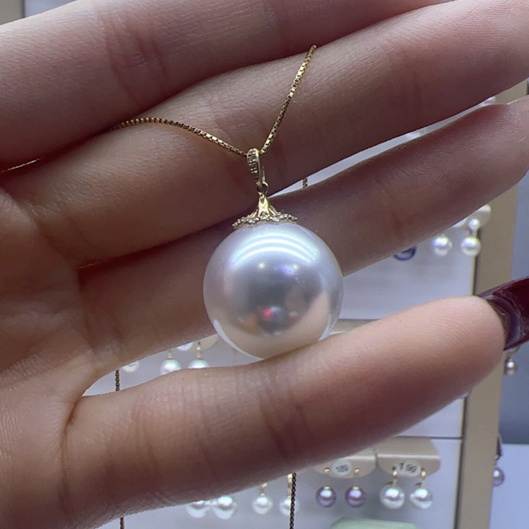 淡水珍珠吊坠(赠链)18K金镶嵌