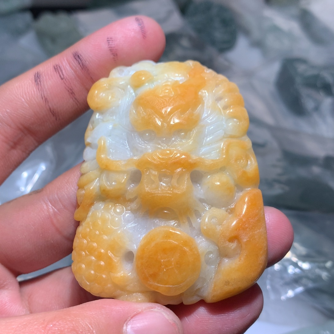翡翠未镶嵌颈饰保真天然a货翡翠