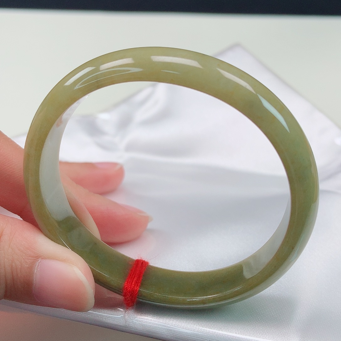 翡翠手镯未镶嵌55贵妃