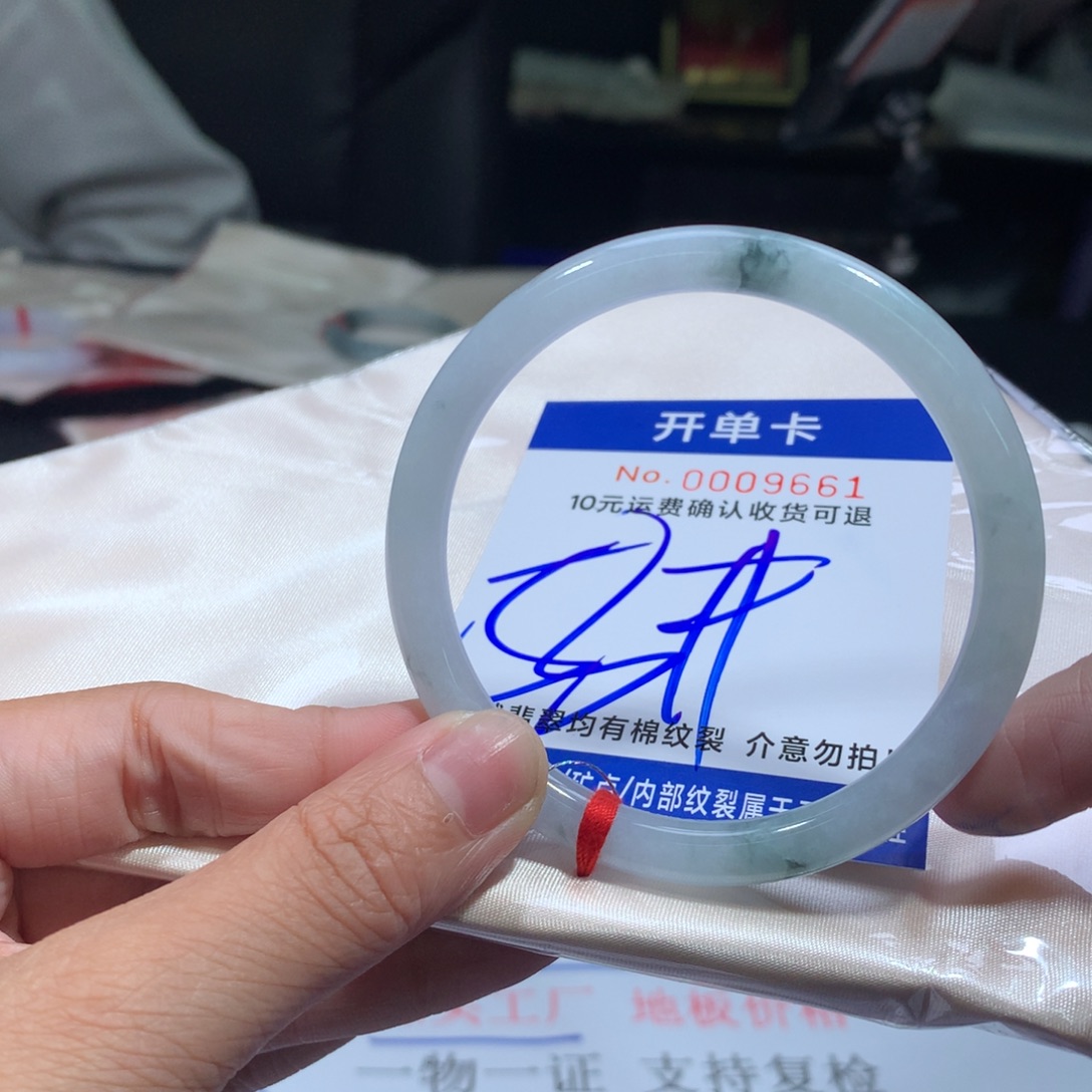 翡翠未镶嵌手镯jf